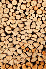 積まれた薪
