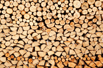 積まれた薪