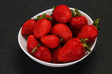 Sweet strawberry in the bowl