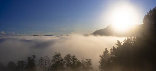 Fototapeta premium sunrise in the mountains