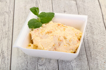 Curd with dry apricot