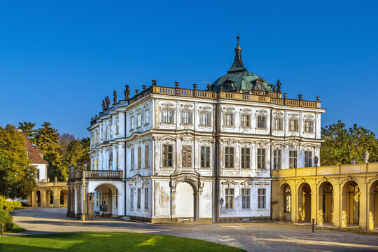 Ploskovice castle, Czech republic