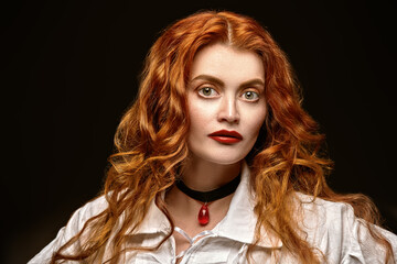 Fototapeta premium ladi with choker on her neck