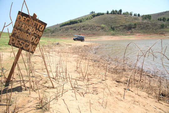 Represa de Paraibuna em Reden&ccedil;&atilde;o da Serra-foto; Rog&eacute;rio Marques