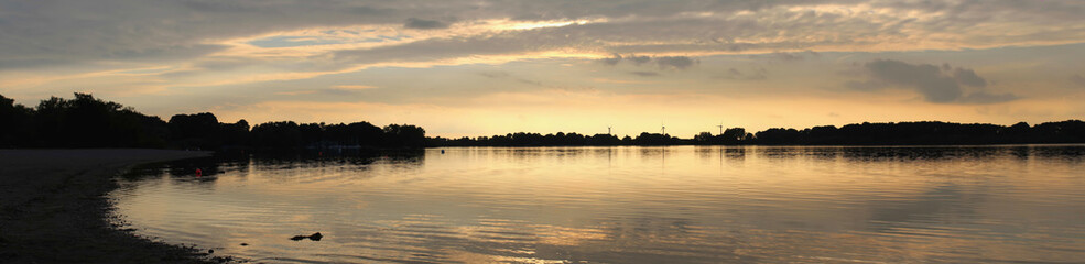 Einfelder See Neum&uuml;nster Panorama