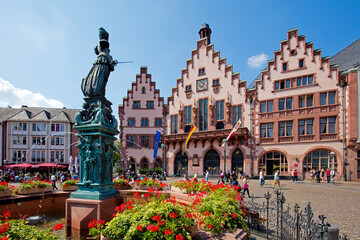 Deutschland, Hessen, Frankfurt am Main, Rathaus am Römer. - obrazy, fototapety, plakaty