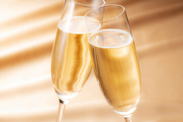 特別な日や記念日をシャンパンで祝う