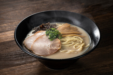 とんこつラーメン