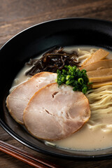 とんこつラーメン