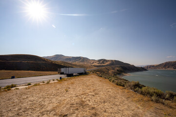 Scenic overlook and highway rest area of the Echo Reservoir in Utah