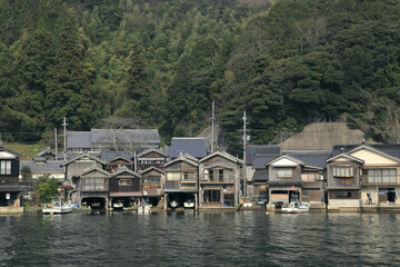 伊根の舟屋