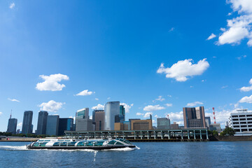 東京　汐留の高層ビル群の風景