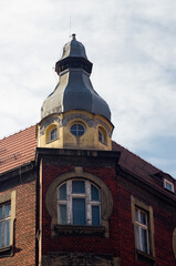 Bytom. Fragment zabytkowej secesyjnej kamienicy. © ChemiQ