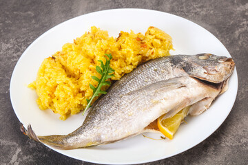 Steamed Dorada fish with rice