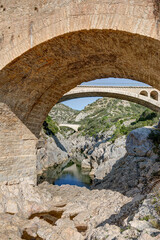Le Pont du Diable à Saint-Guilhem-le-Désert dans les Gorges du Verdon - département de l'Hérault en région Occitanie - France