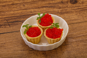Apetizer - tartlet with red caviar