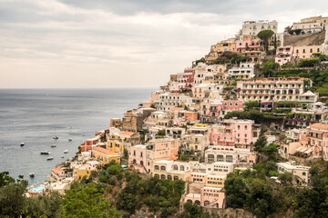 Fototapeta premium The town of Positano from the God's path (Sentiero degli dei) between Positano and Amalfi on the Amalfitan Coast (Costiera amalfitana) in Campania, Italy, Europe