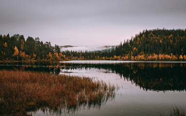 Fototapeta na wymiar Reflex in the lake, Norwegian mountaons
