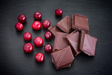 Cranberry with pieces of broken chocolate