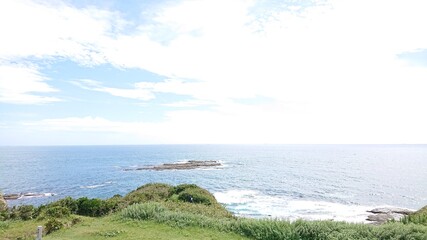 海岸景勝地　鵜原理想郷です