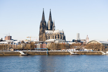 Fototapeta na wymiar The cathedral of Cologne Germany in winter with snow on a sunny day.