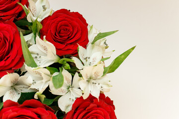 Bouquet with red roses and white flowers in round box. View from above. - Powered by Adobe