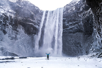 Wodospad Skogafoss na Islandii 
