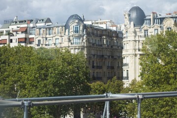 Vista rubata dal metro, Parigi.