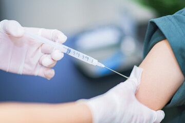 corona virus vaccine injection to young woman - obrazy, fototapety, plakaty