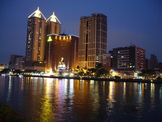 Obraz premium city skyline at night