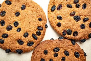 american sweet cookie with raisins