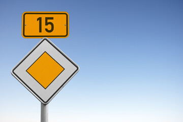 Bundesstraße 15, B 15, Verkehrsschild