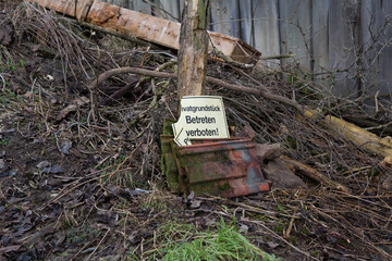 Verlassenes Grundst&uuml;ck 