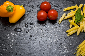 Pepper, tomato and pasta