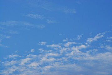 Fototapeta premium 青空と白い雲