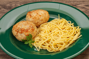 Spaghetti with homemade chicken cutlet