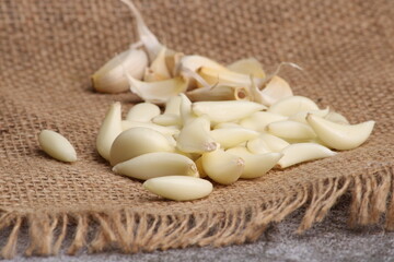 Raw garlic Cloves and Bulb. on barlup.