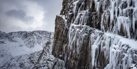 Fototapeta na wymiar Winter climbing in Glyderau, Snowdonia National Park, Wales, UK