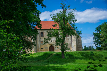 Fototapeta na wymiar Stronghold Cuknstejn, Tercino valley, Czech republic