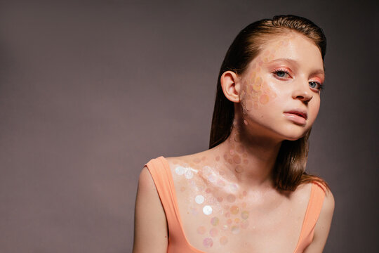 Sequins make up