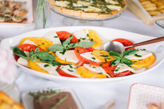 Cheese, tomatoes and basil dish