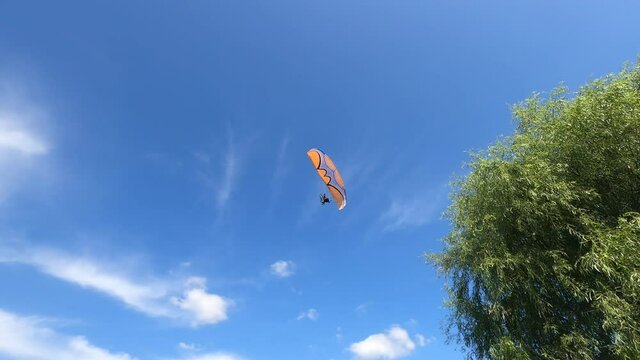 Paragliding on the bicycle path in Pyeongtaek Korea.MP4