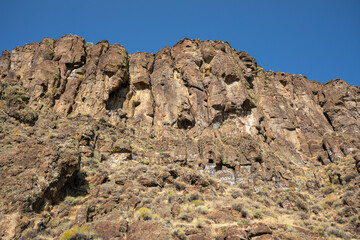 Fototapeta premium Cliff and rock landscape in north Nevada