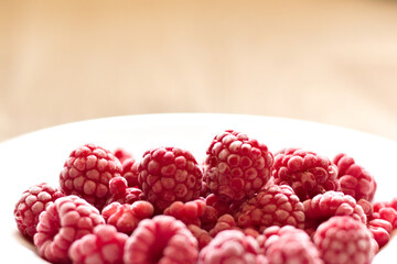 Red sweet berries, Raspberry Maliny © Jakub