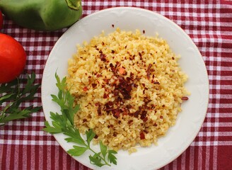 bulgur wheat with vegetables and spice