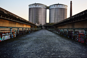 abandoned silos © Jonas Holck