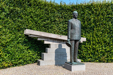 Obraz premium Statue of Frederik IX in Copenhagen, Denmark