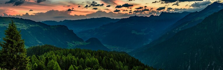 A beutiful sunrise over the Zillertal valley. 
