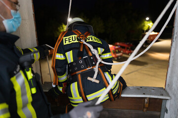 Symbolbild Höhenrettung der Feuerwehr