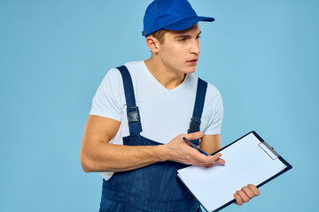 Fototapeta premium Delivery service man worker rendering service blue background